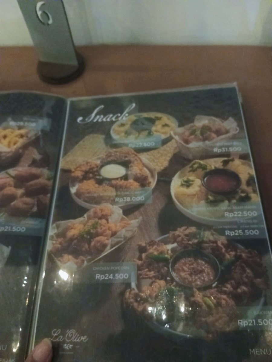 La Olive Coffee & Eatery - 3