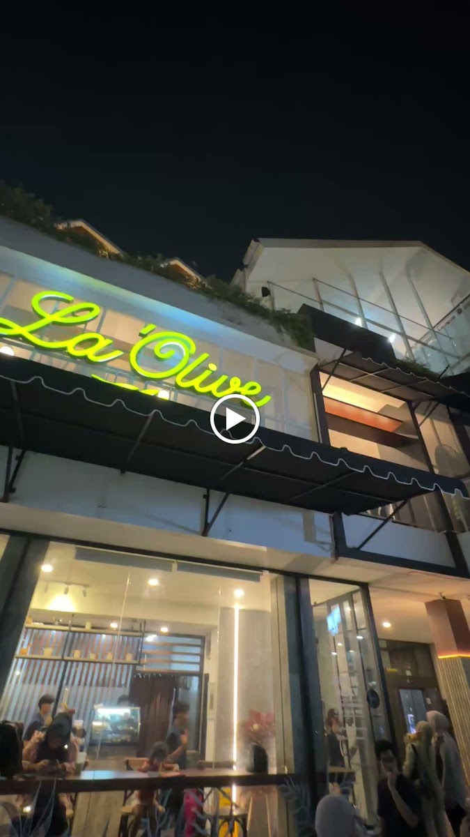 La Olive Coffee & Eatery - 2