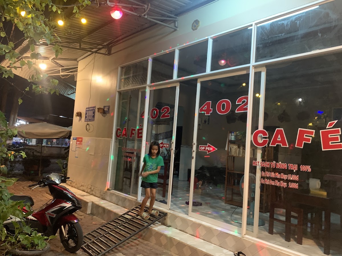 Quán Cà Phê 402