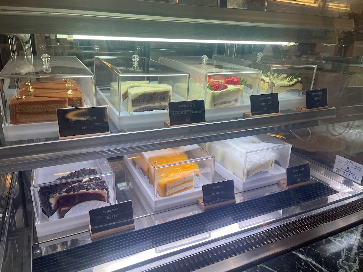 Passion Potion Cafe - Ngamwongwan 23