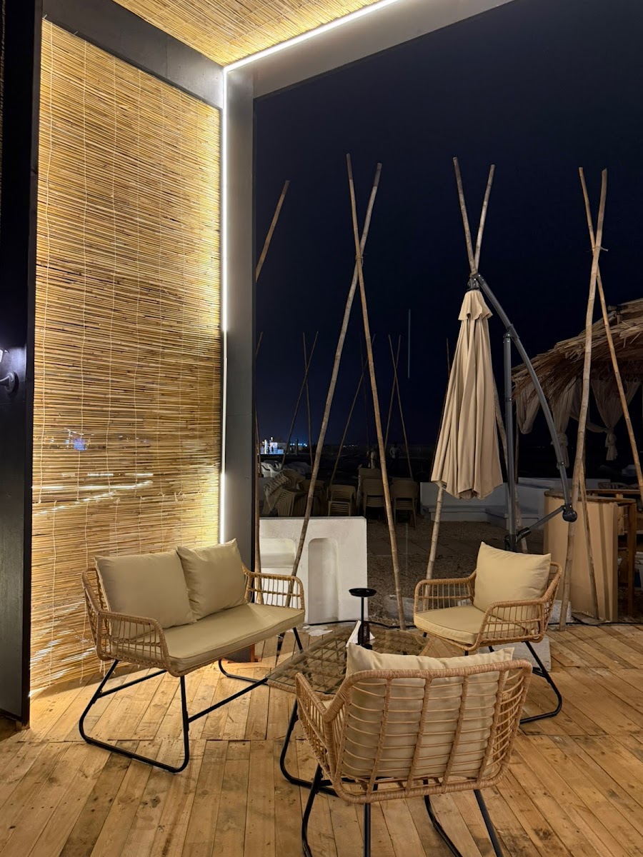 Baaz Cafe Salalah OSARA - باز كافية صلالة أوسارا