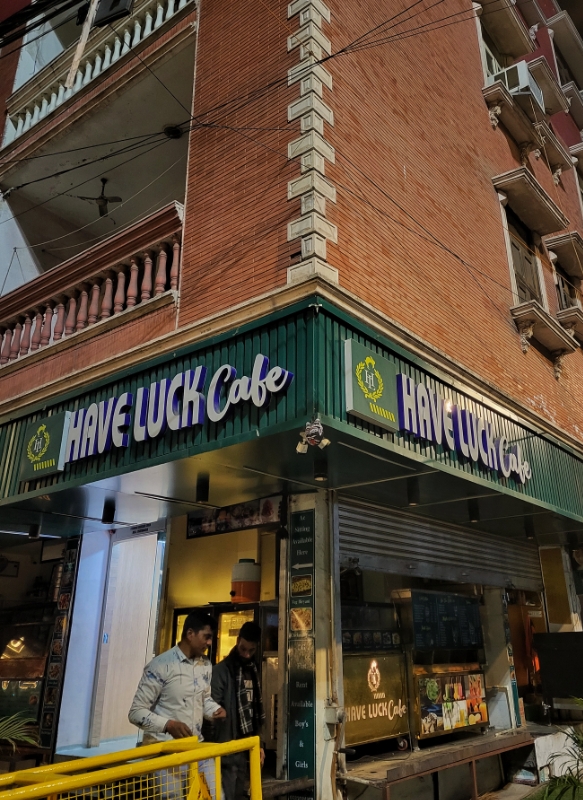 Have luck Cafe