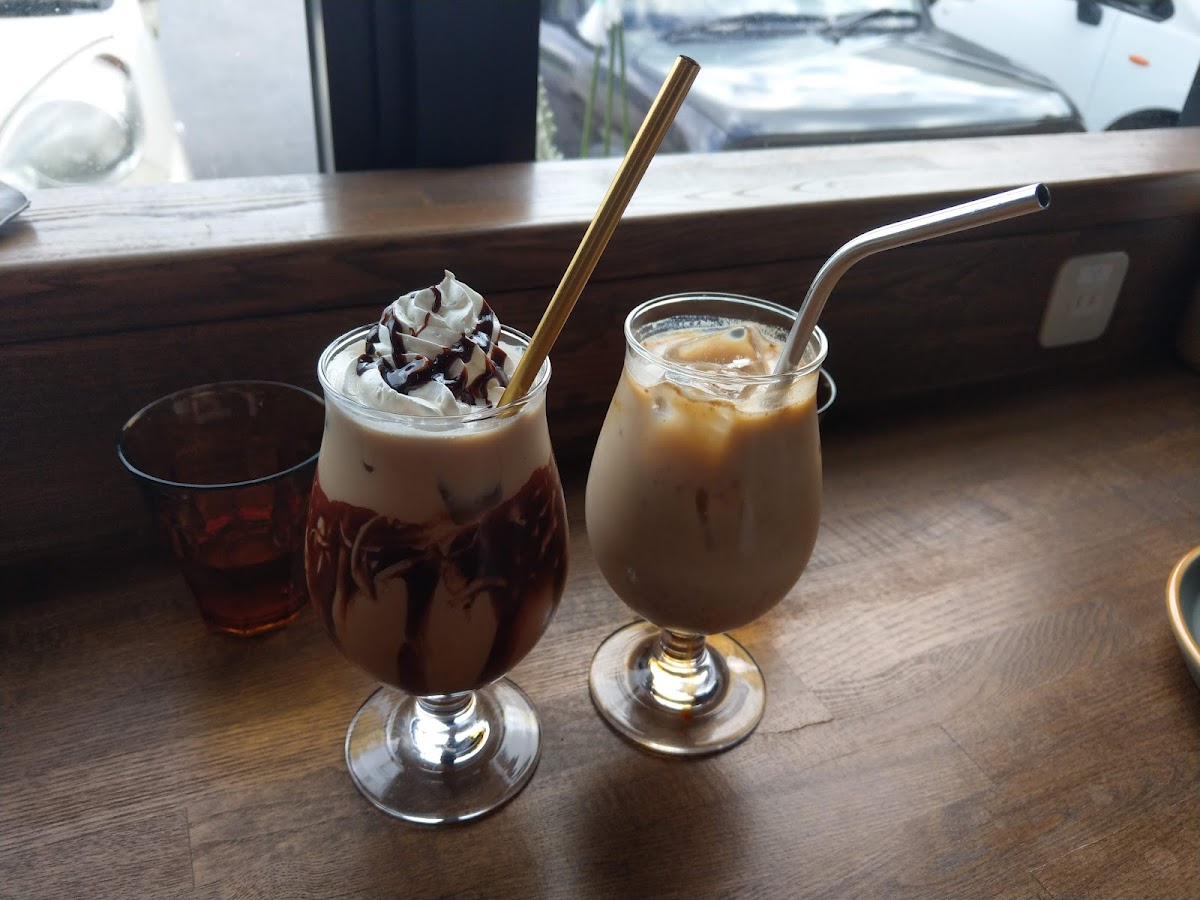 Neighborhood Coffee House - 10