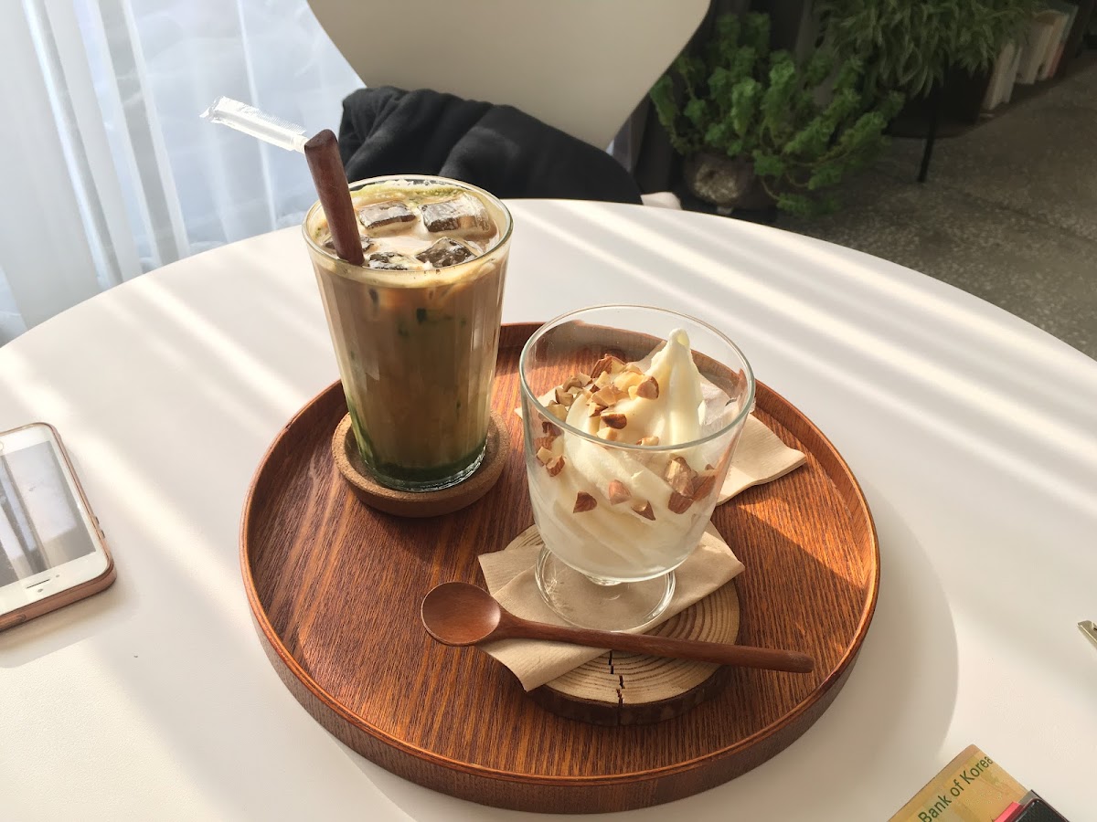 Chungju Café Nareum - 10