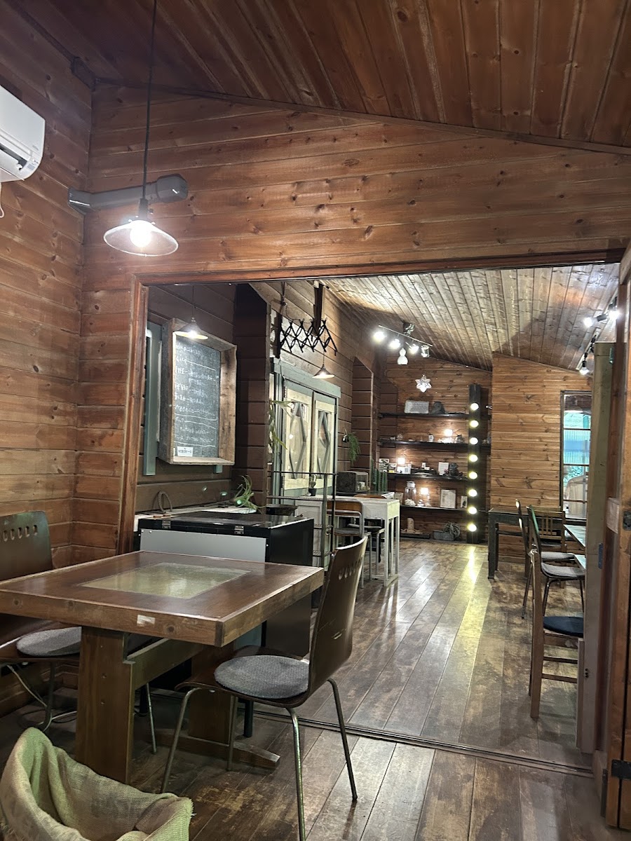 CafeGallery Komorebi