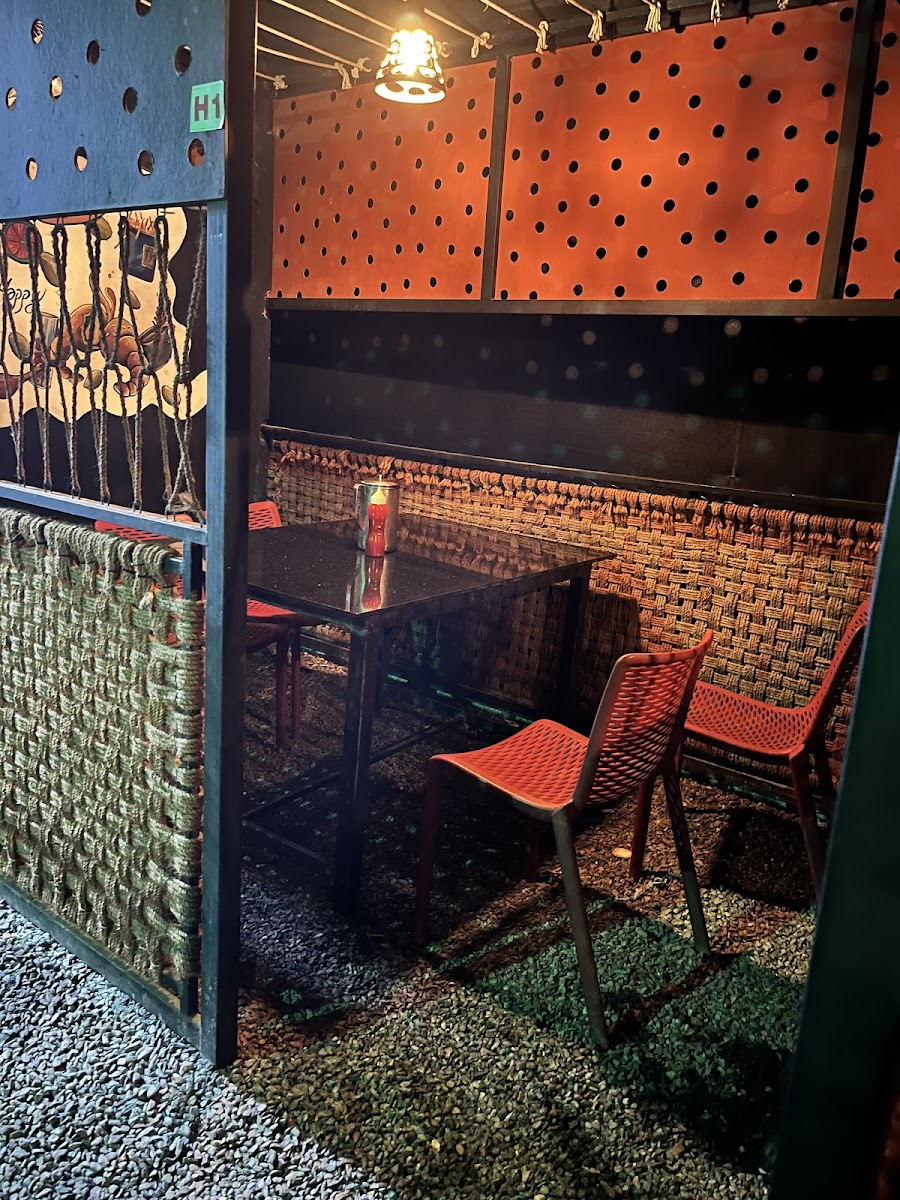 Happy broast & juice cafe - 2