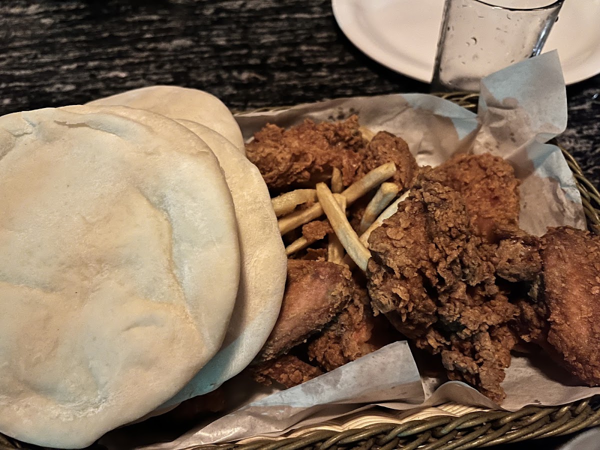 Happy broast & juice cafe - 7