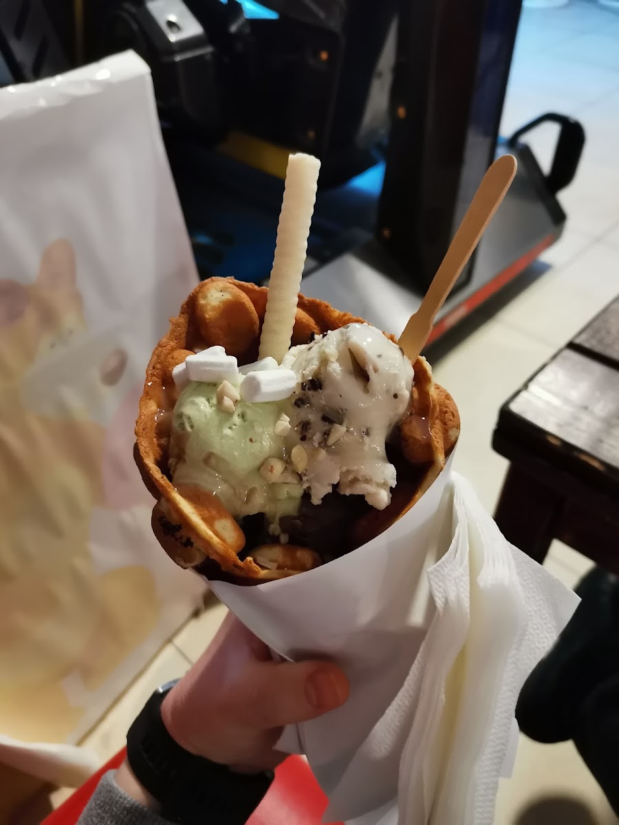 Babl Vafli. Gonkongskiye Vafli V T.ts.arena Siti - 9