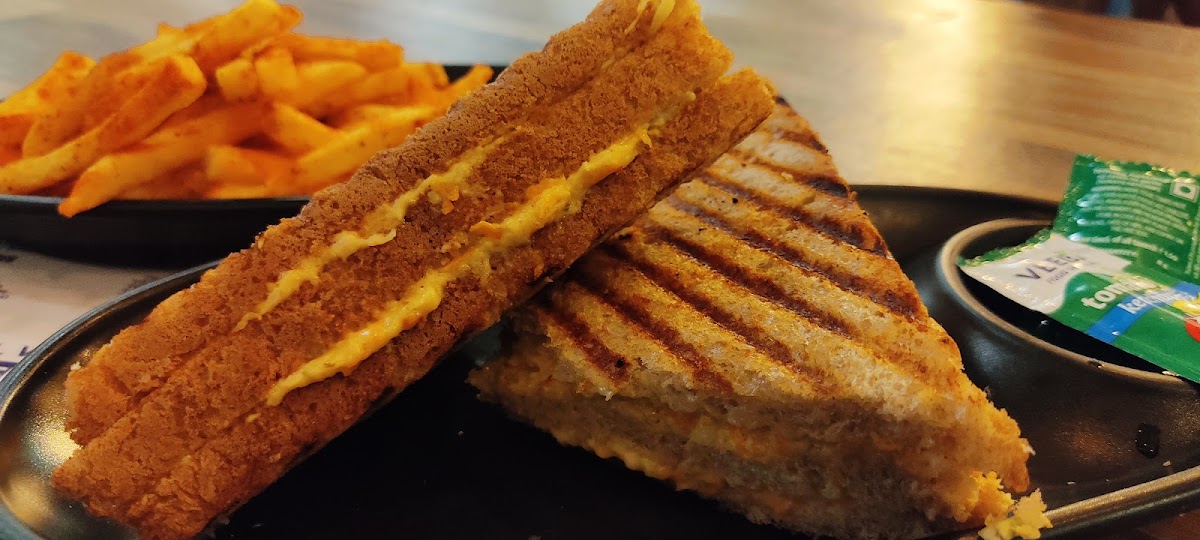TeaOne Cafe and Restaurant - 9