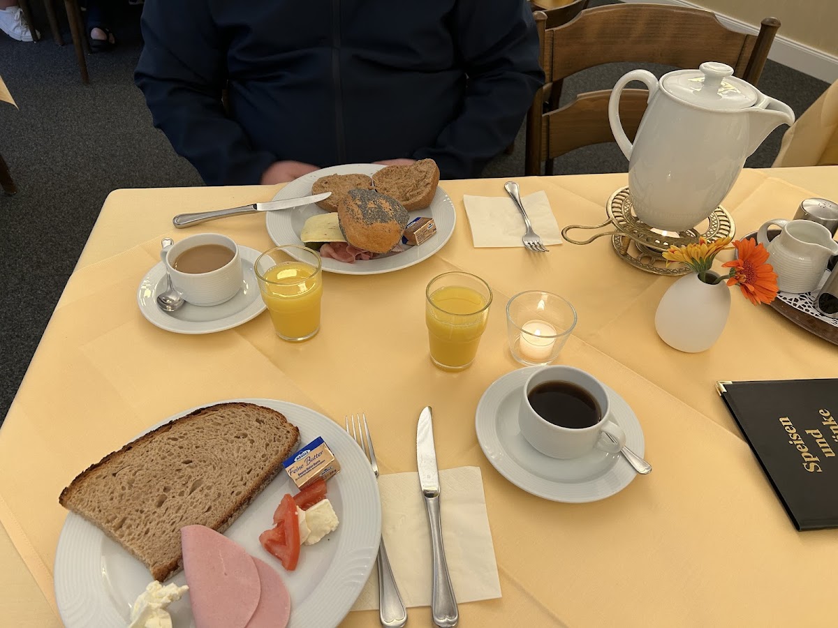 Surker Dom Café - 10