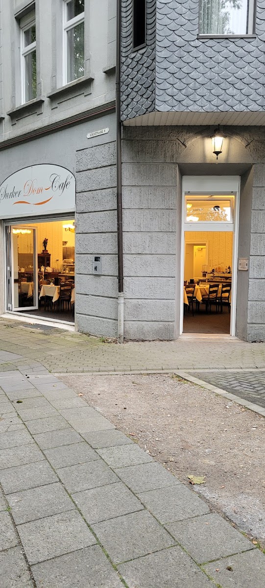 Surker Dom Café - 4