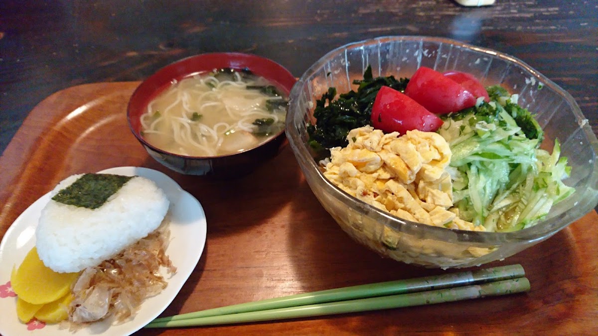 Tomoshibi Antiques & Coffee - 10