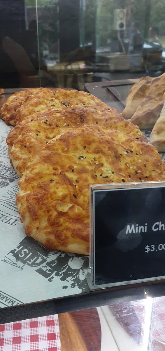 Wooden Mill, Normanhurst: Manoush, Grill & Cafe - 2