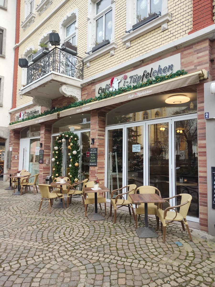 Café i-Tüpfelchen