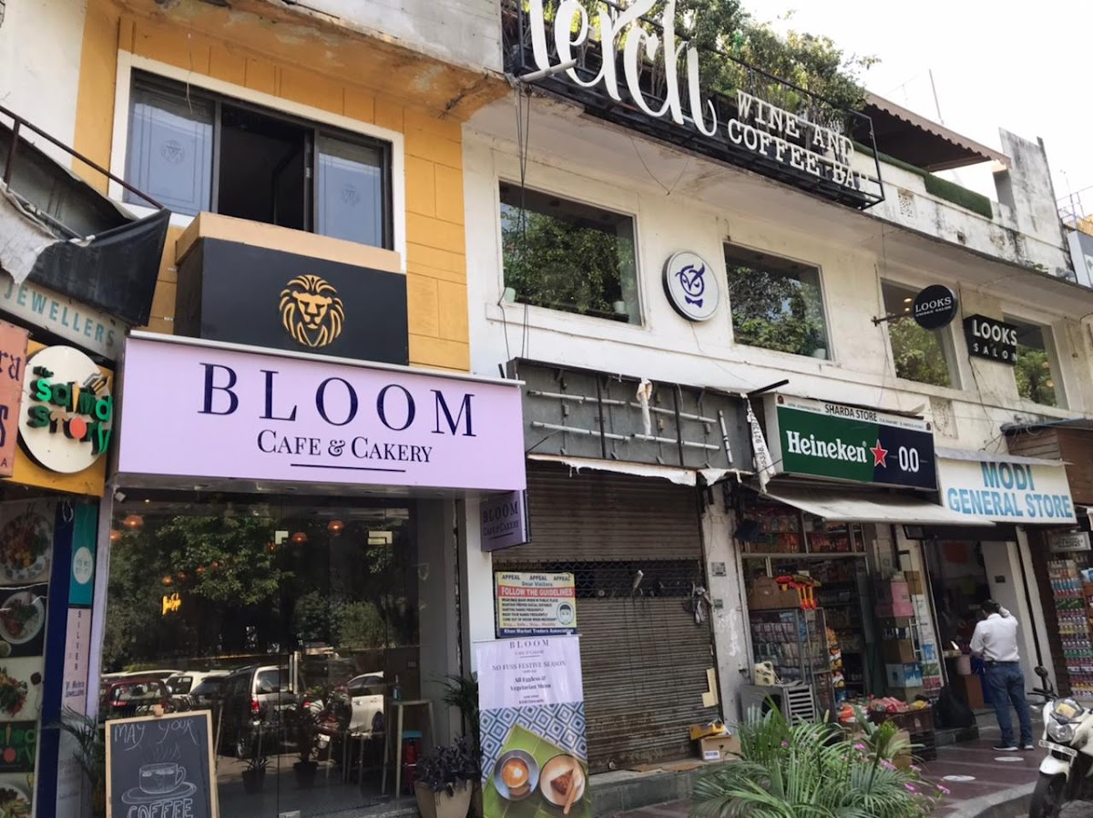 Bloom Cafe and Cakery