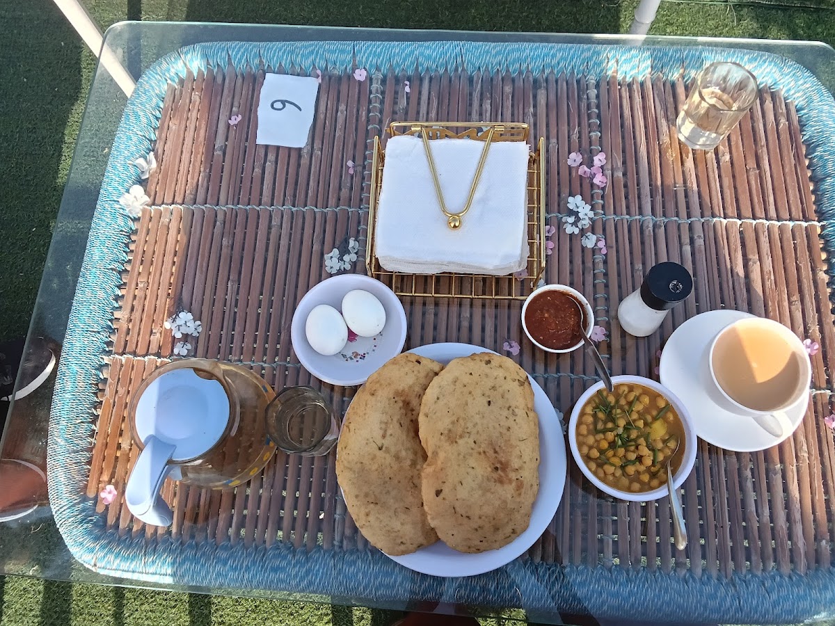 Cafe Nyima Lhasa༼ཉི་མ་ལྷ་ས་འཚིག་ཇ་ཁང་།༽ - 5