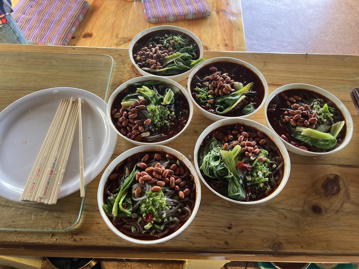 Cafe Nyima Lhasa༼ཉི་མ་ལྷ་ས་འཚིག་ཇ་ཁང་།༽ - 9