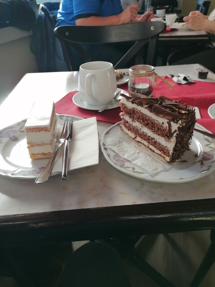 Cafe Rathaus - 6