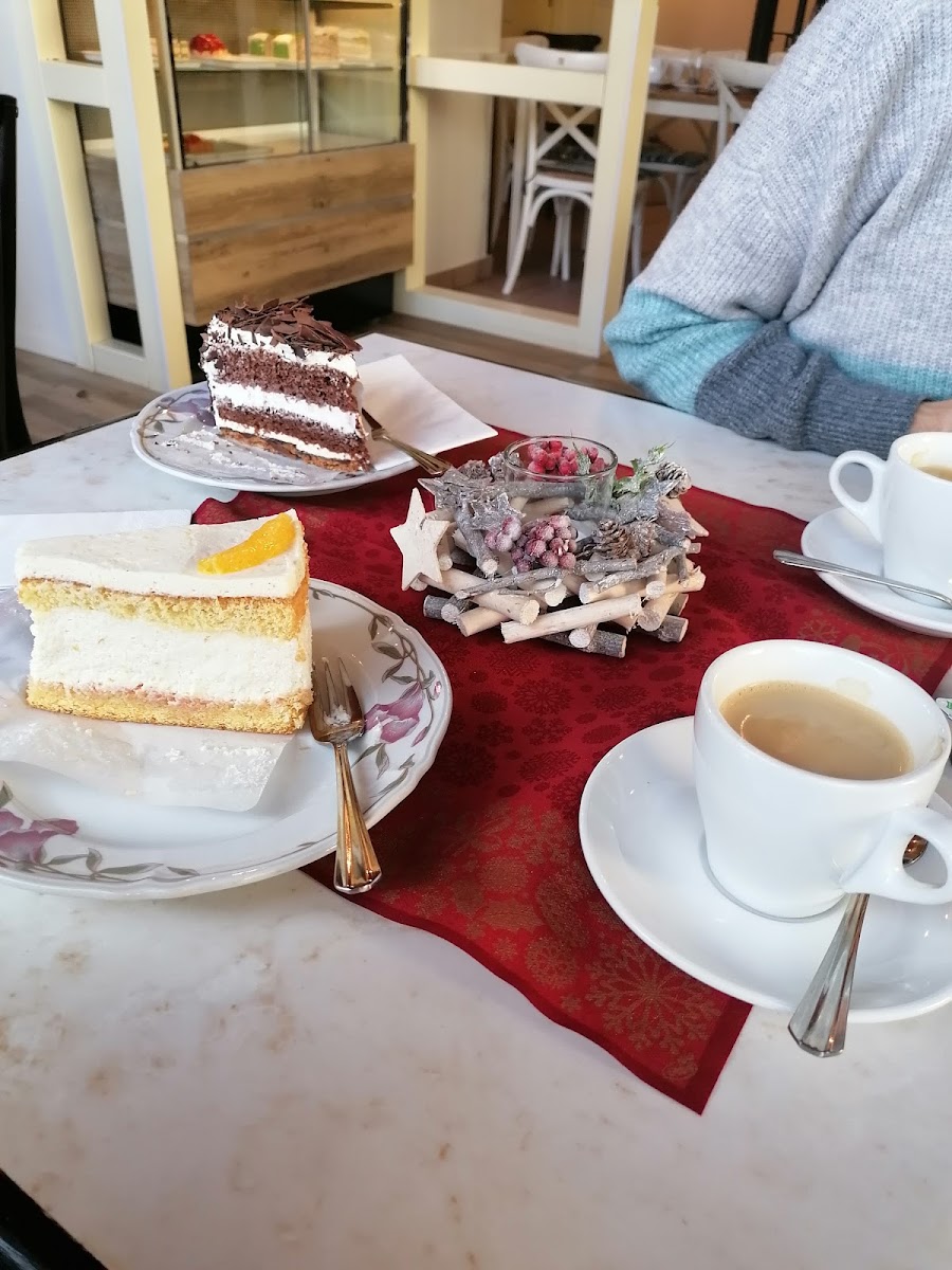 Cafe Rathaus - 9
