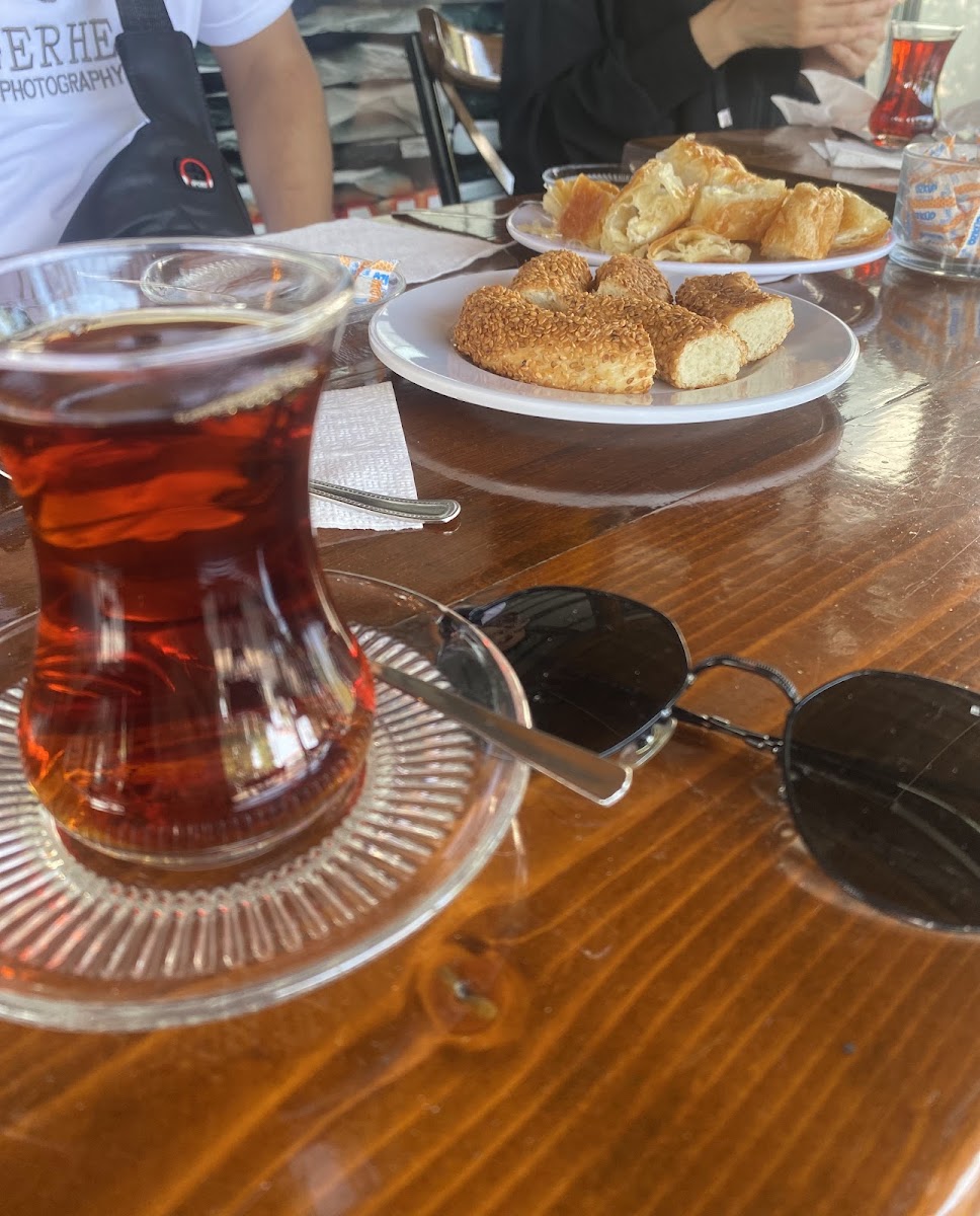 Captain Cafe - 5