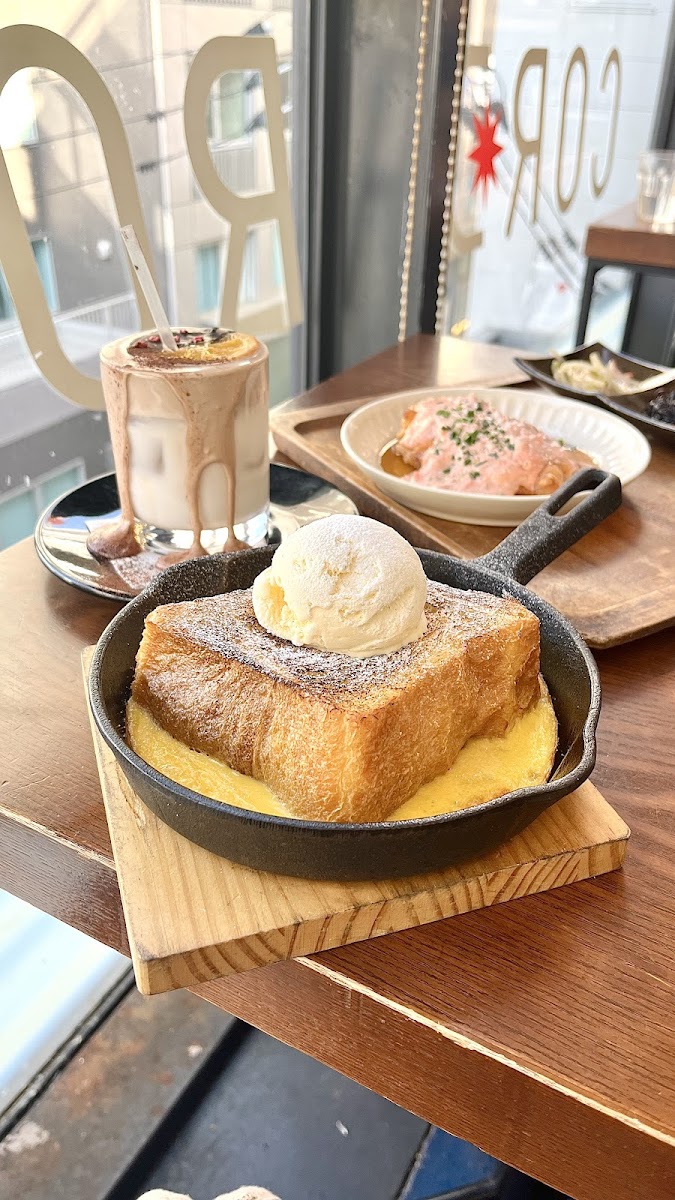 Corduroy cafe - 5