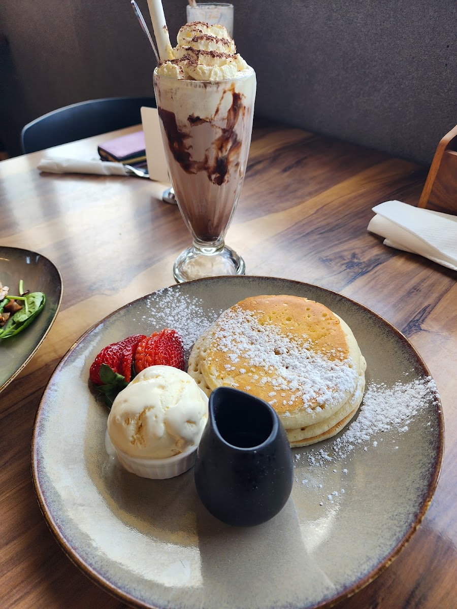 Kerb Cafe - 6