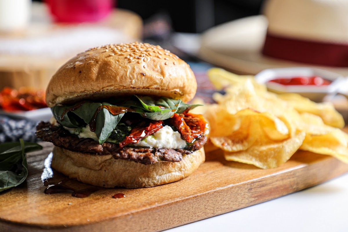 YAW Ecuadorian Cafe - 3