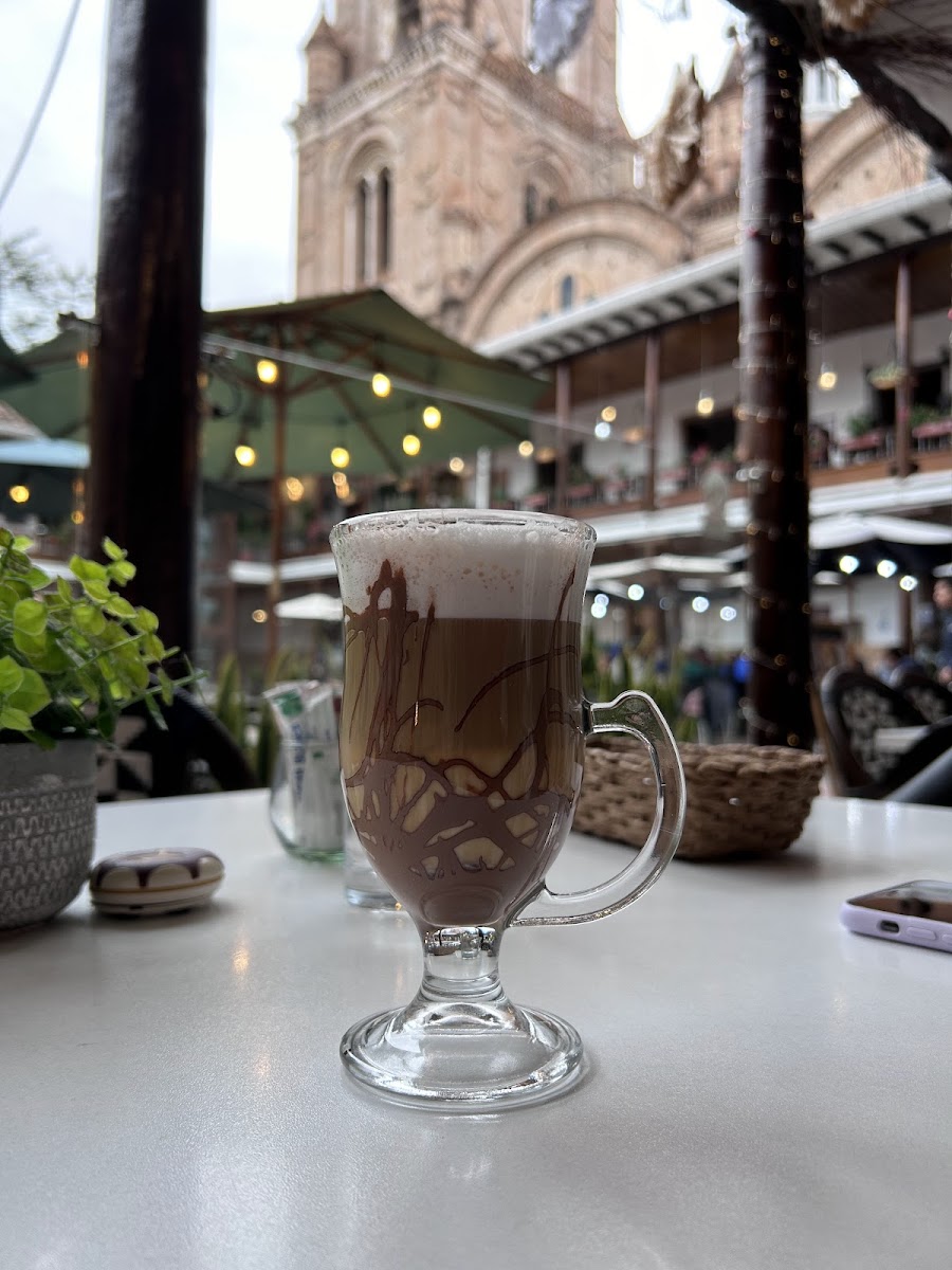 YAW Ecuadorian Cafe - 9