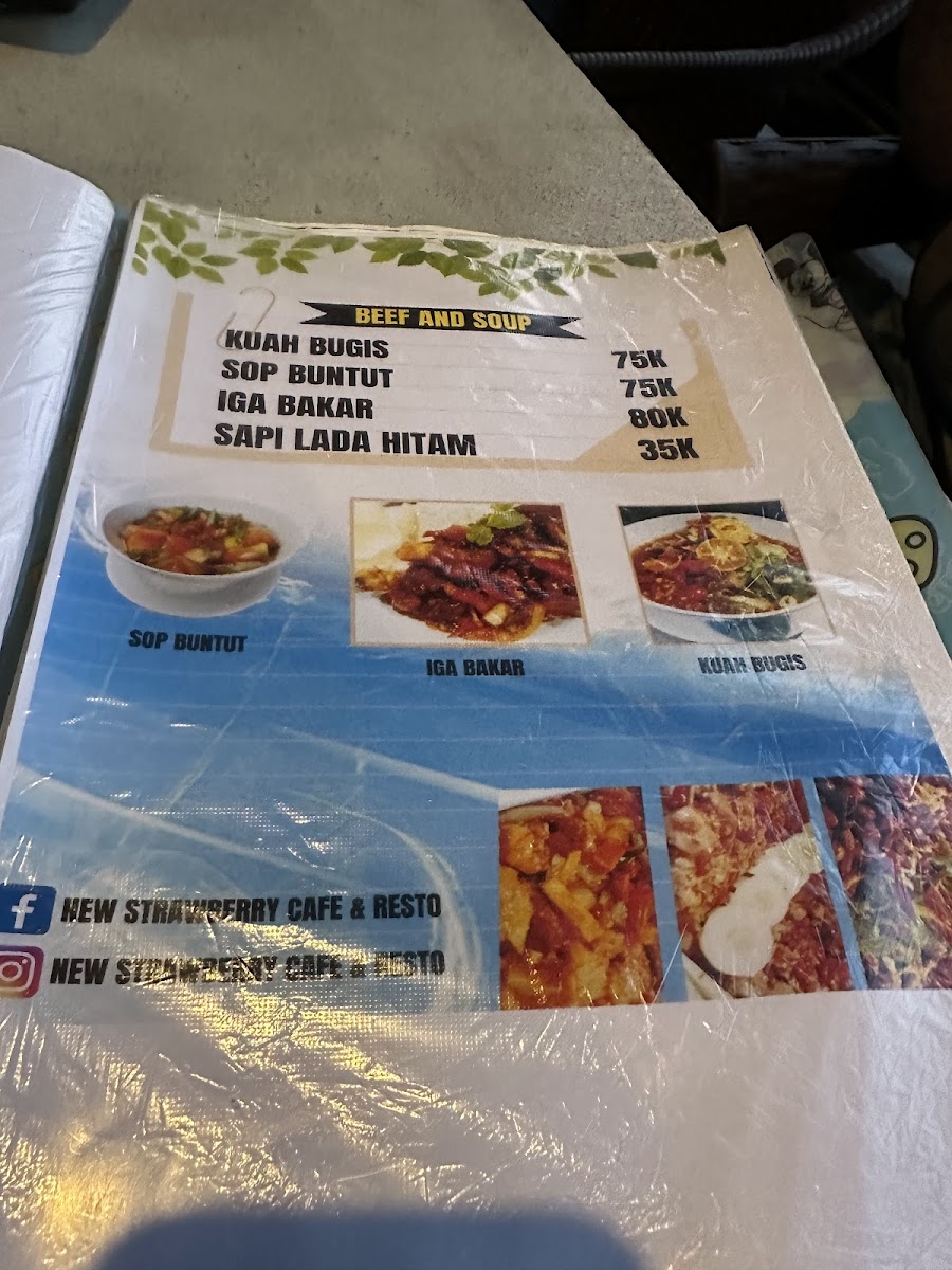 Strawberry Cafe & Resto - 2