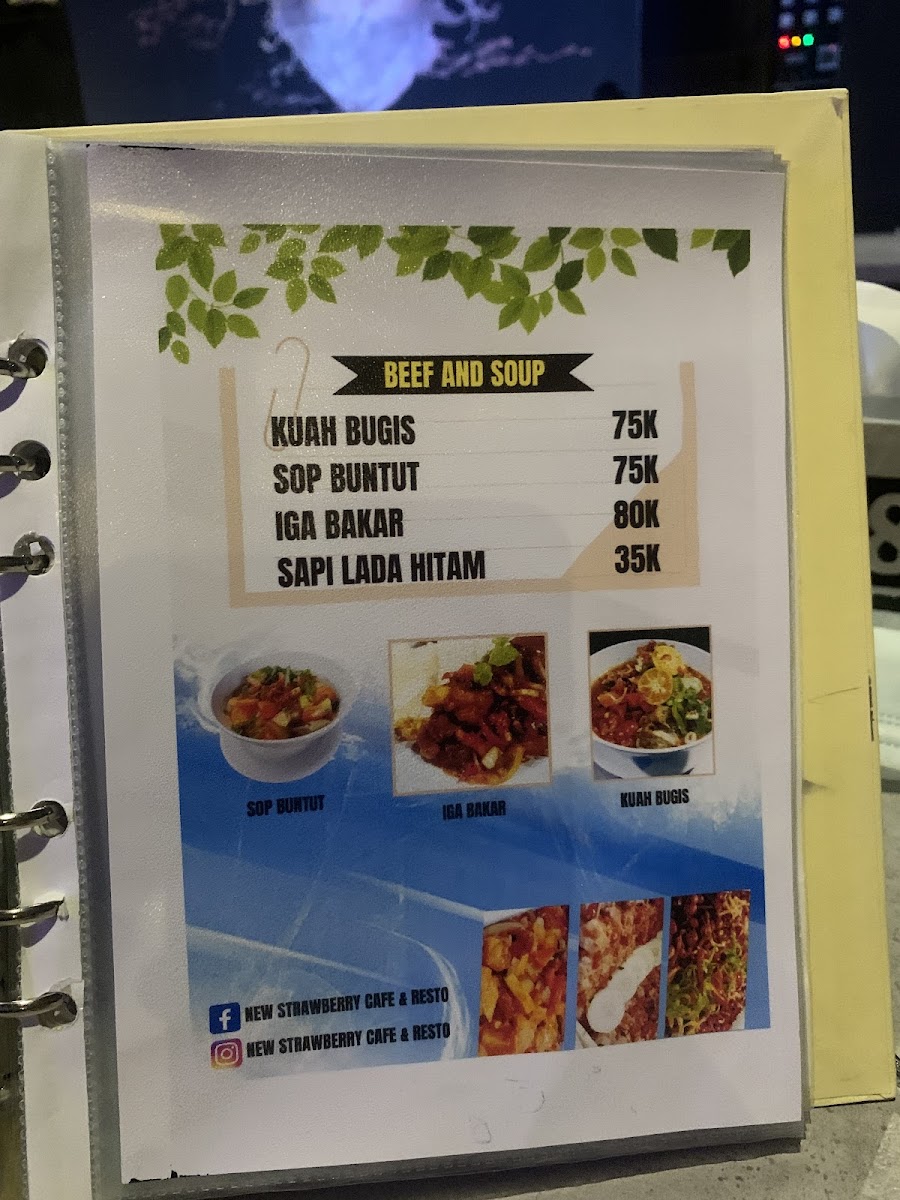 Strawberry Cafe & Resto - 9