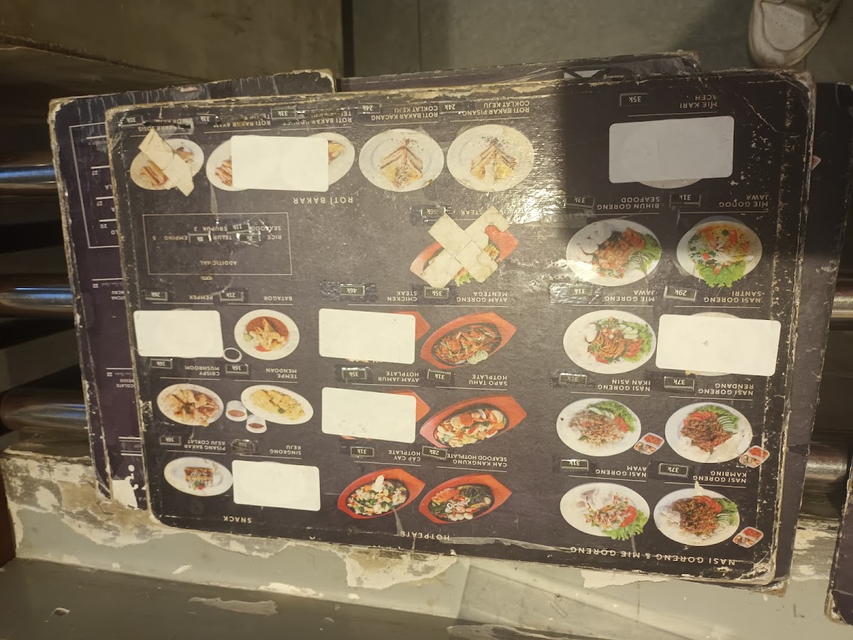 Center Point (ex Vanilla Cafe) - 1