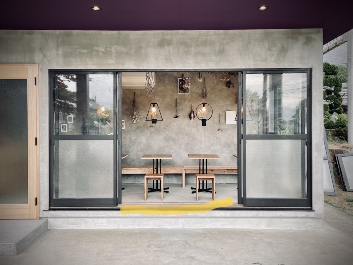 カフェ ベルレザン Cafe Belle Raisin