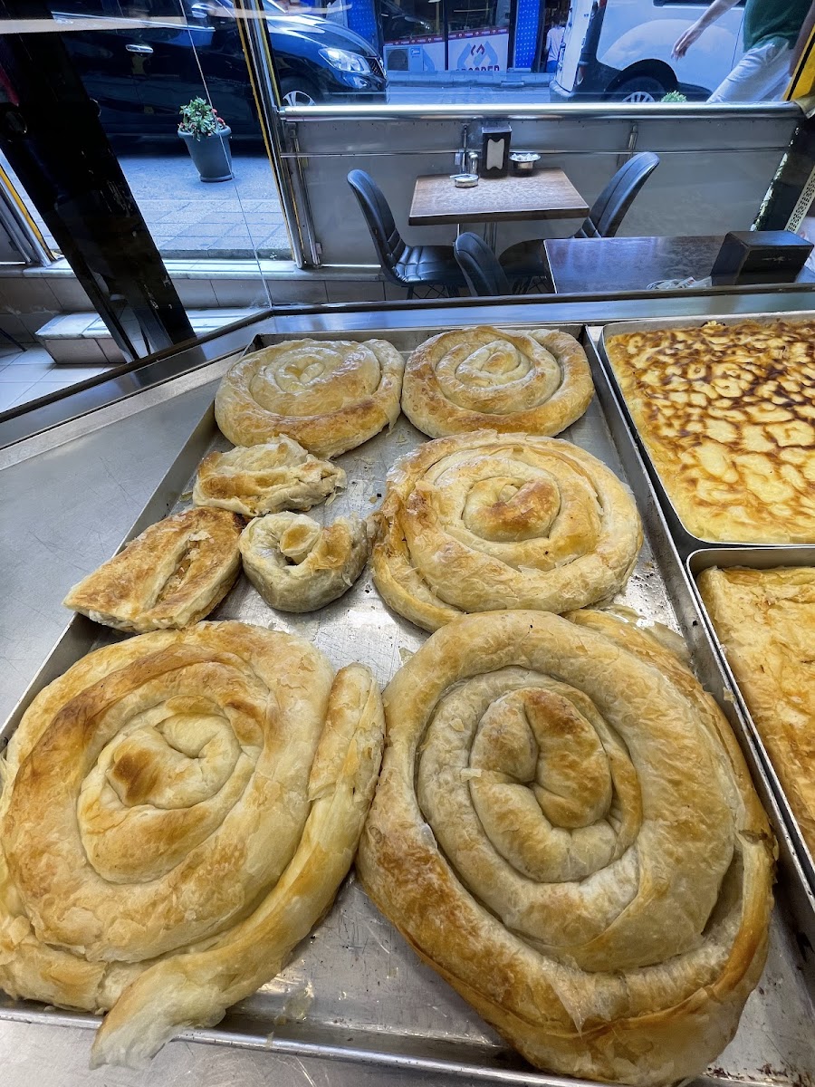 Tarihi Mir Börek & Cafe - 4