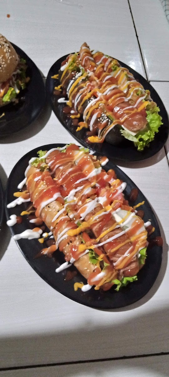 Matahari News Cafe - 10