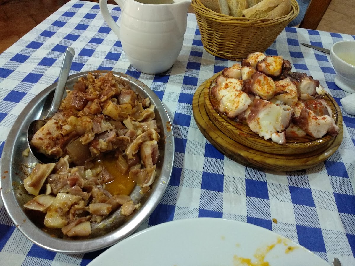 Cafe Azabache 'Casa de Galicia' - 6