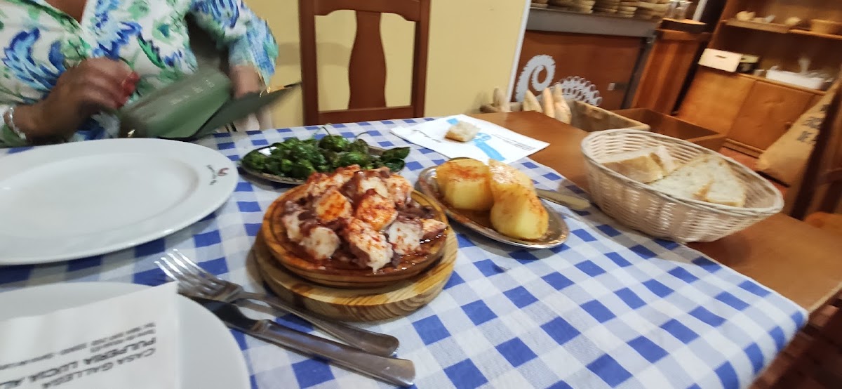 Cafe Azabache 'Casa de Galicia' - 9