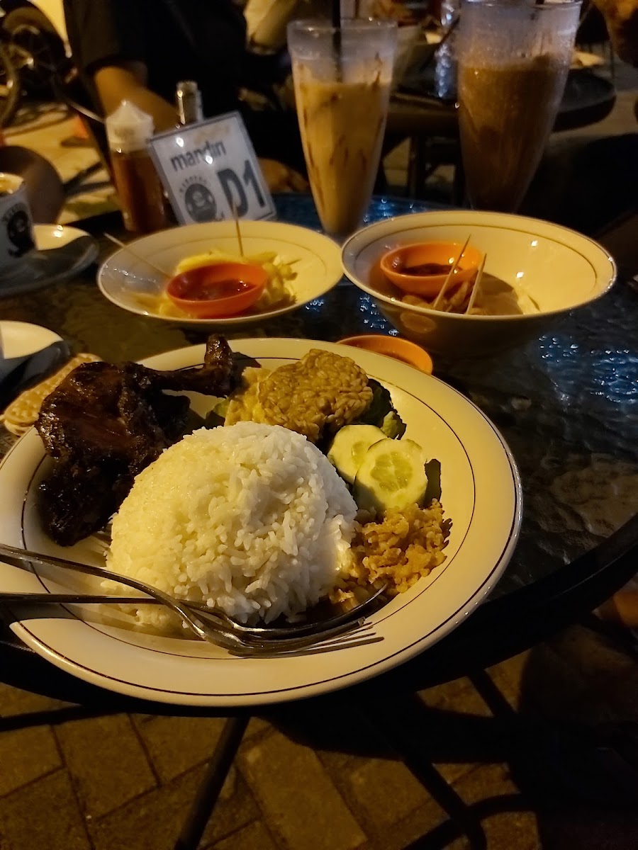 K@'Tamb Waroeng & Cafe - 8
