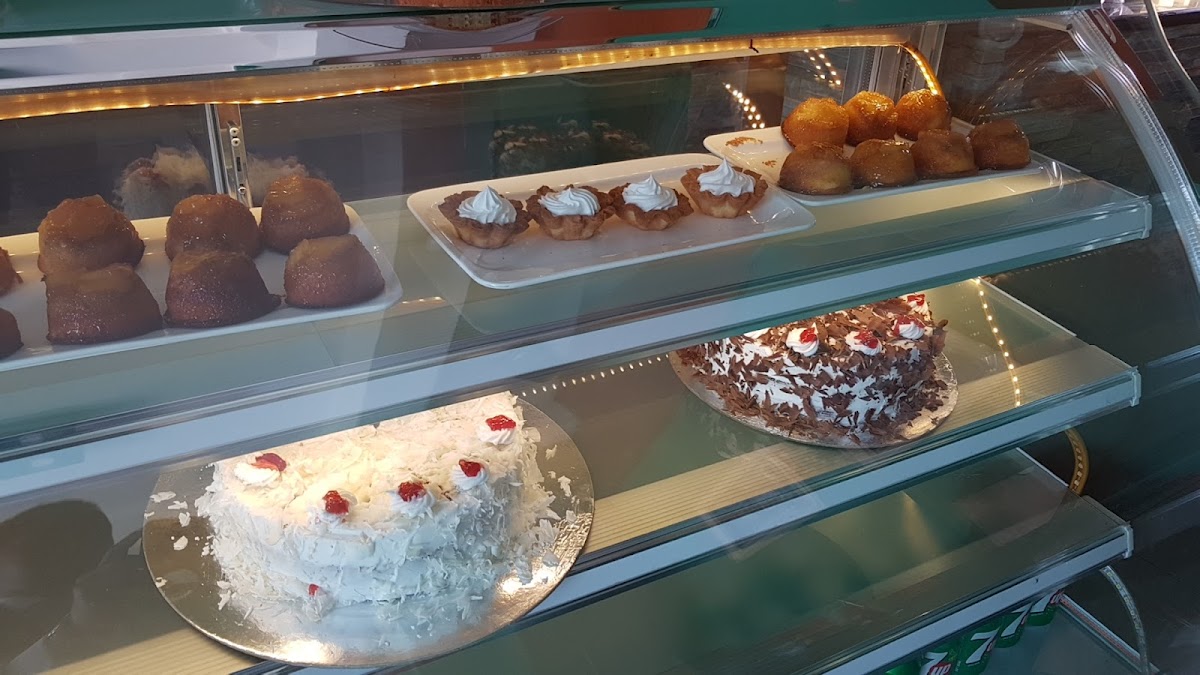 La Afrah Tea House - 10