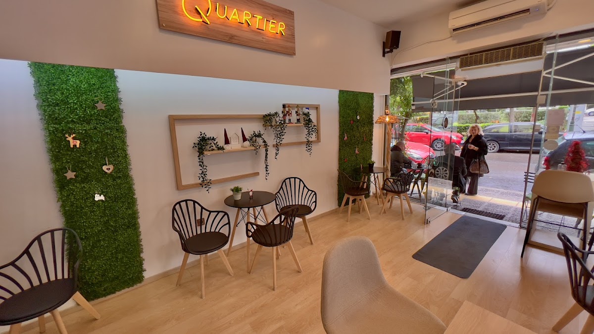 Quartier Cafe - πλατεία αναπήρων -