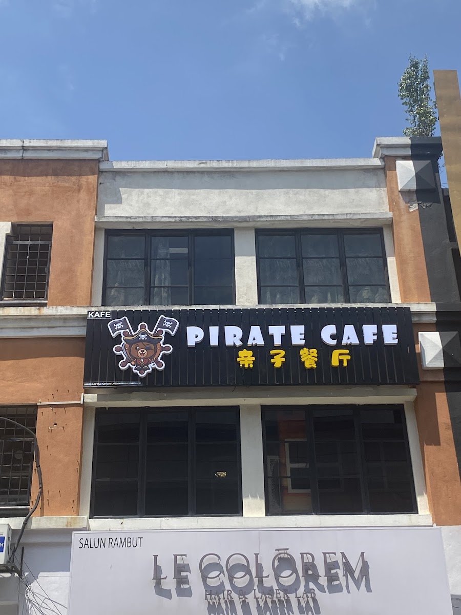 Pirate Cafe