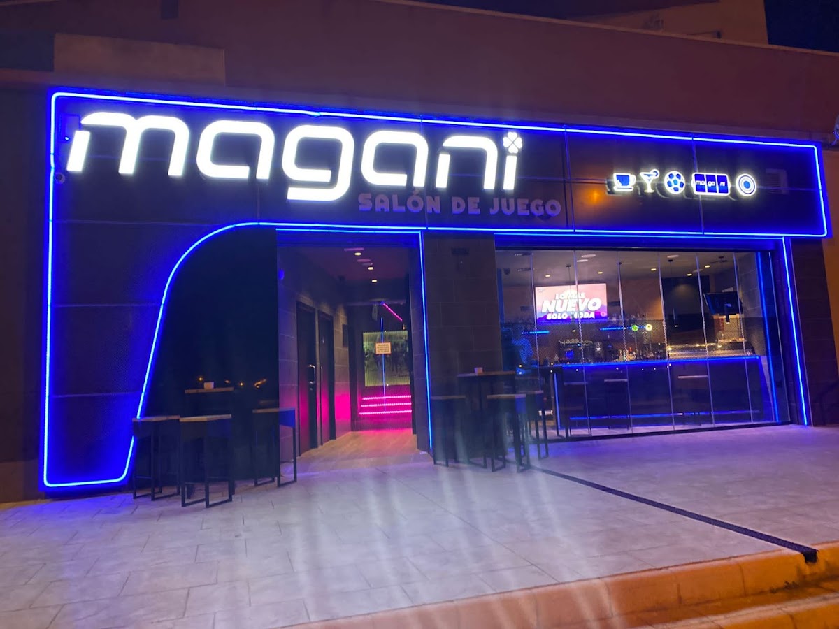 BAR CAFETERIA MAGANI MANANTIAL