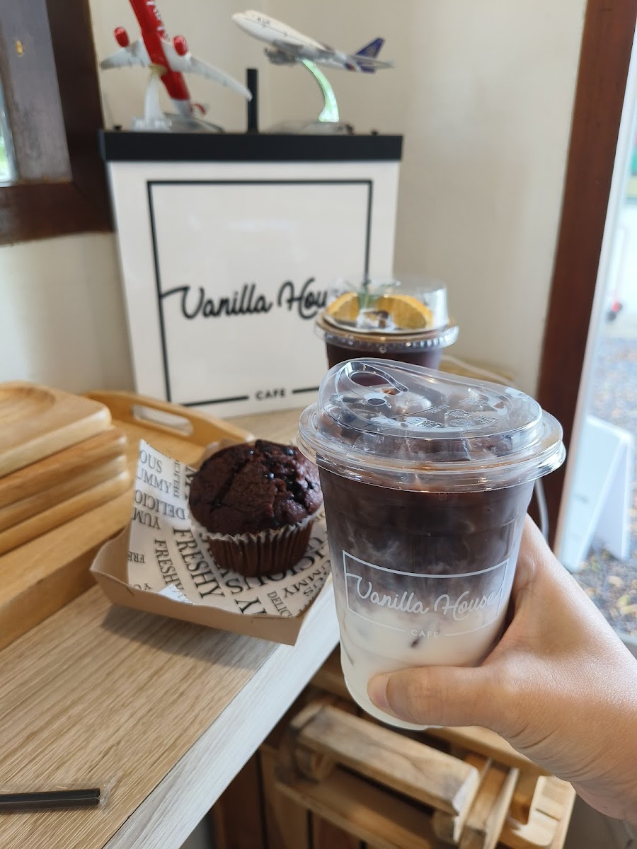 Vanilla House Cafe - 8