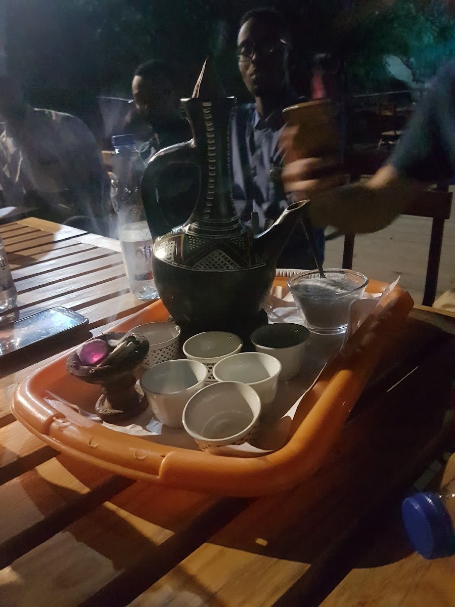 The Square Café and Restaurant - 10