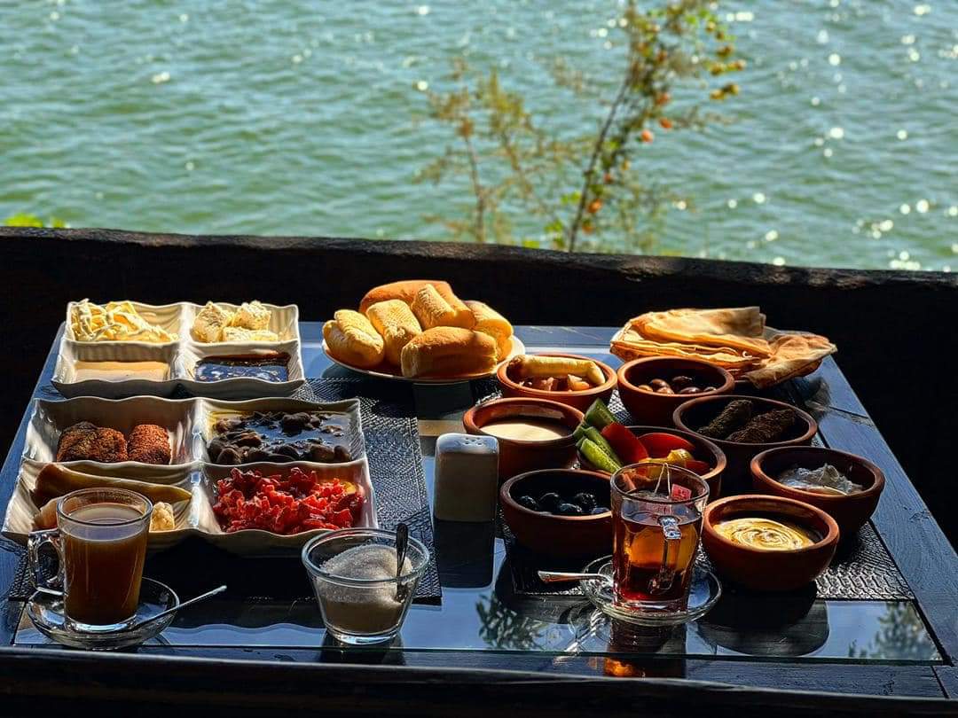 The Square Café and Restaurant - 2