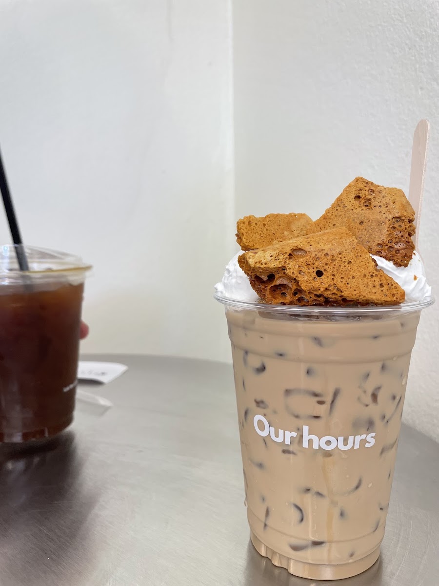 Our Hours cafe - 10