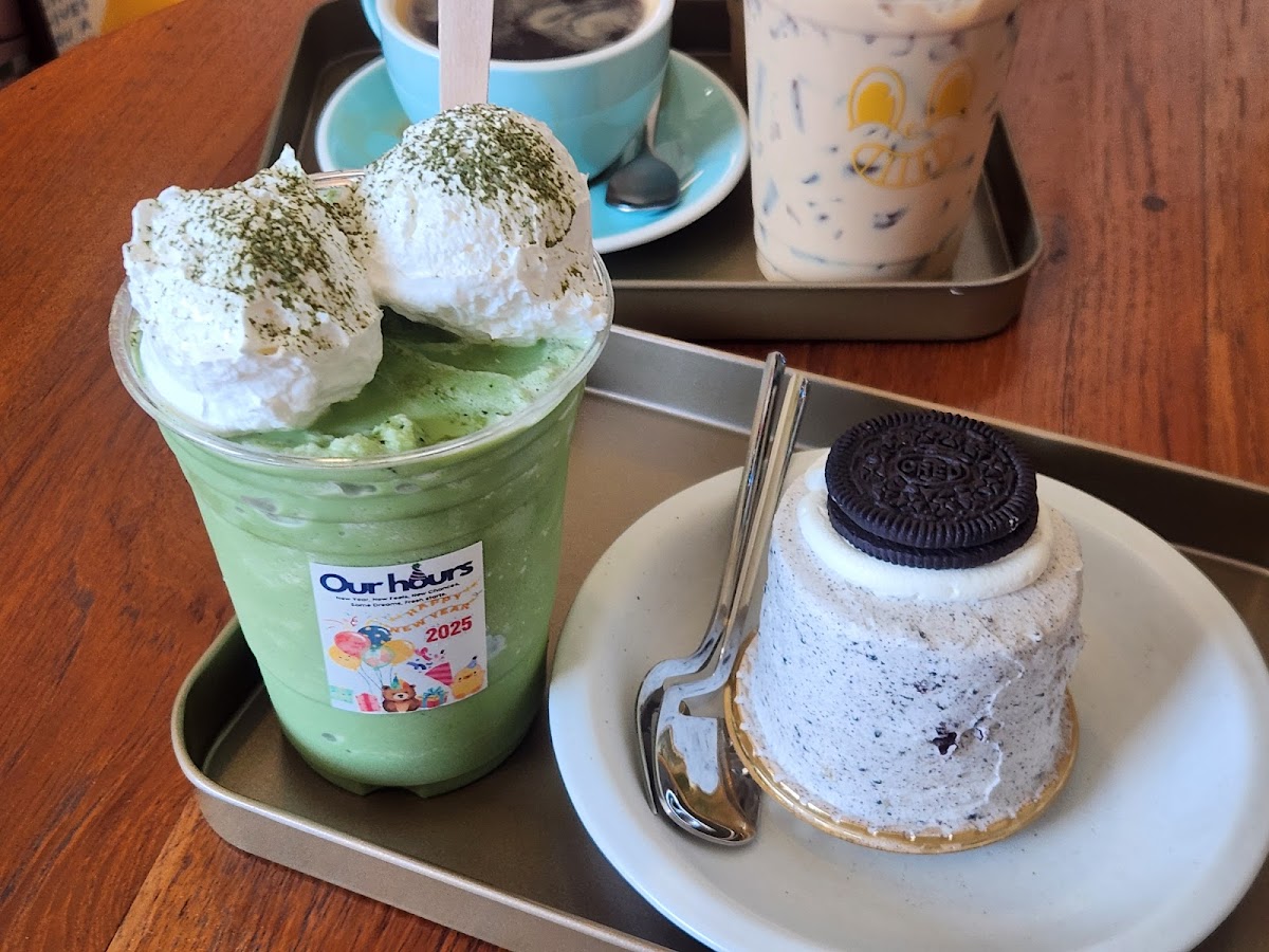 Our Hours cafe - 3
