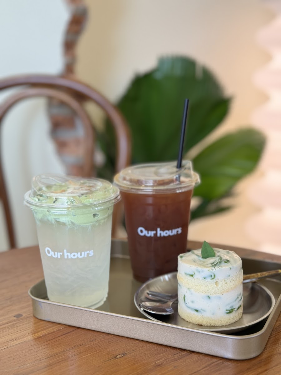 Our Hours cafe - 6