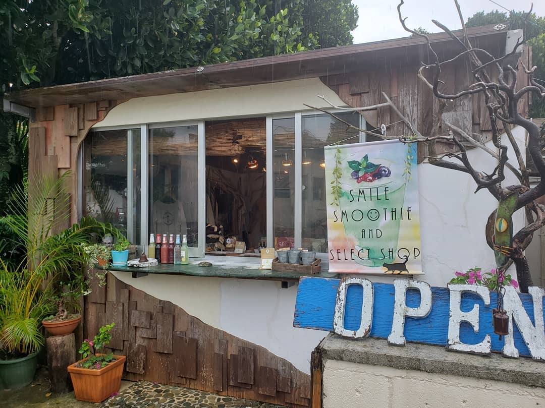 Smoothie ＆bowl Neo-earth cafe-Roots- Ishigaki