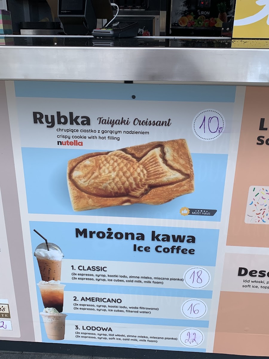CAFE NADMORSKA Rybka Taiyaki Croissant & Bubble Tea - 3