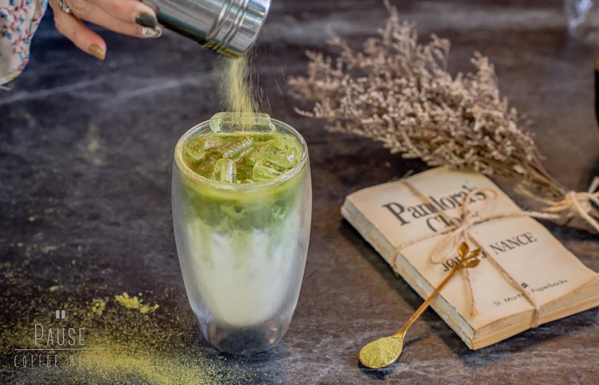 Pause Coffee House - 9